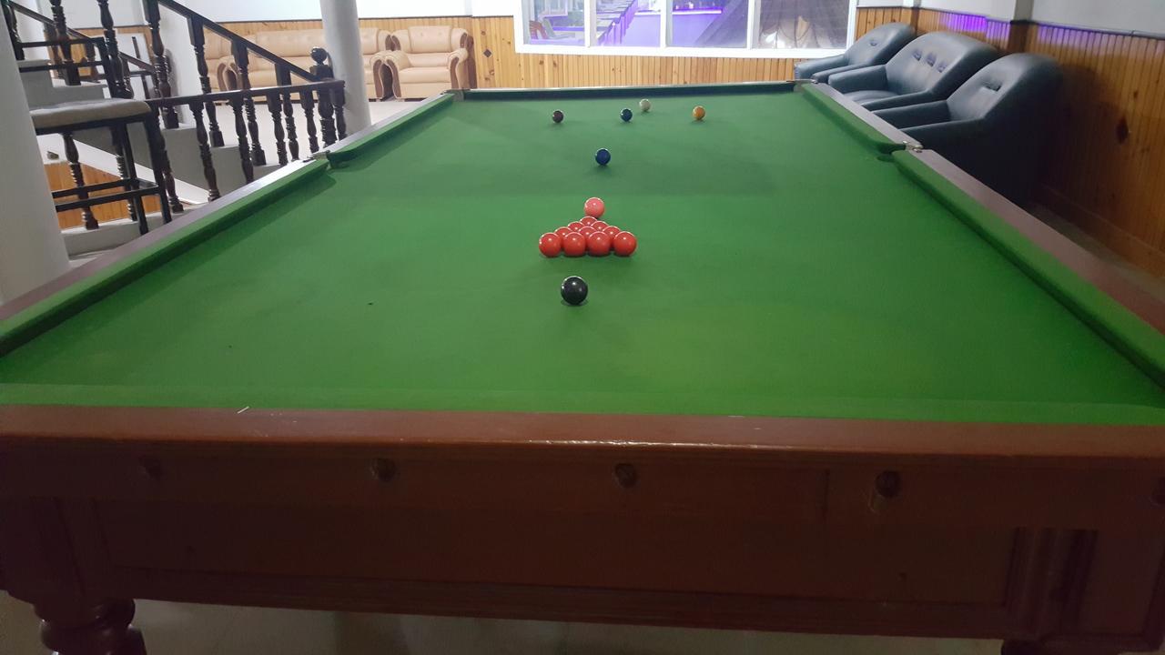 Pine Top Hotels נאראן מראה חיצוני תמונה