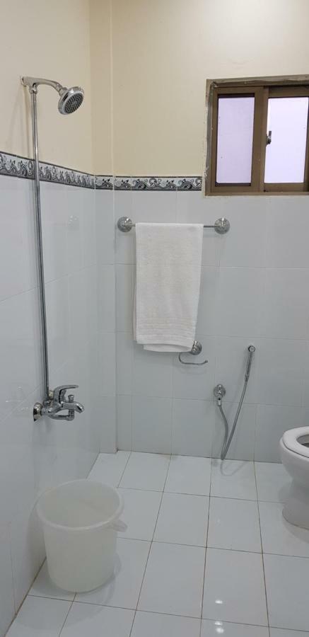 Pine Top Hotels נאראן מראה חיצוני תמונה